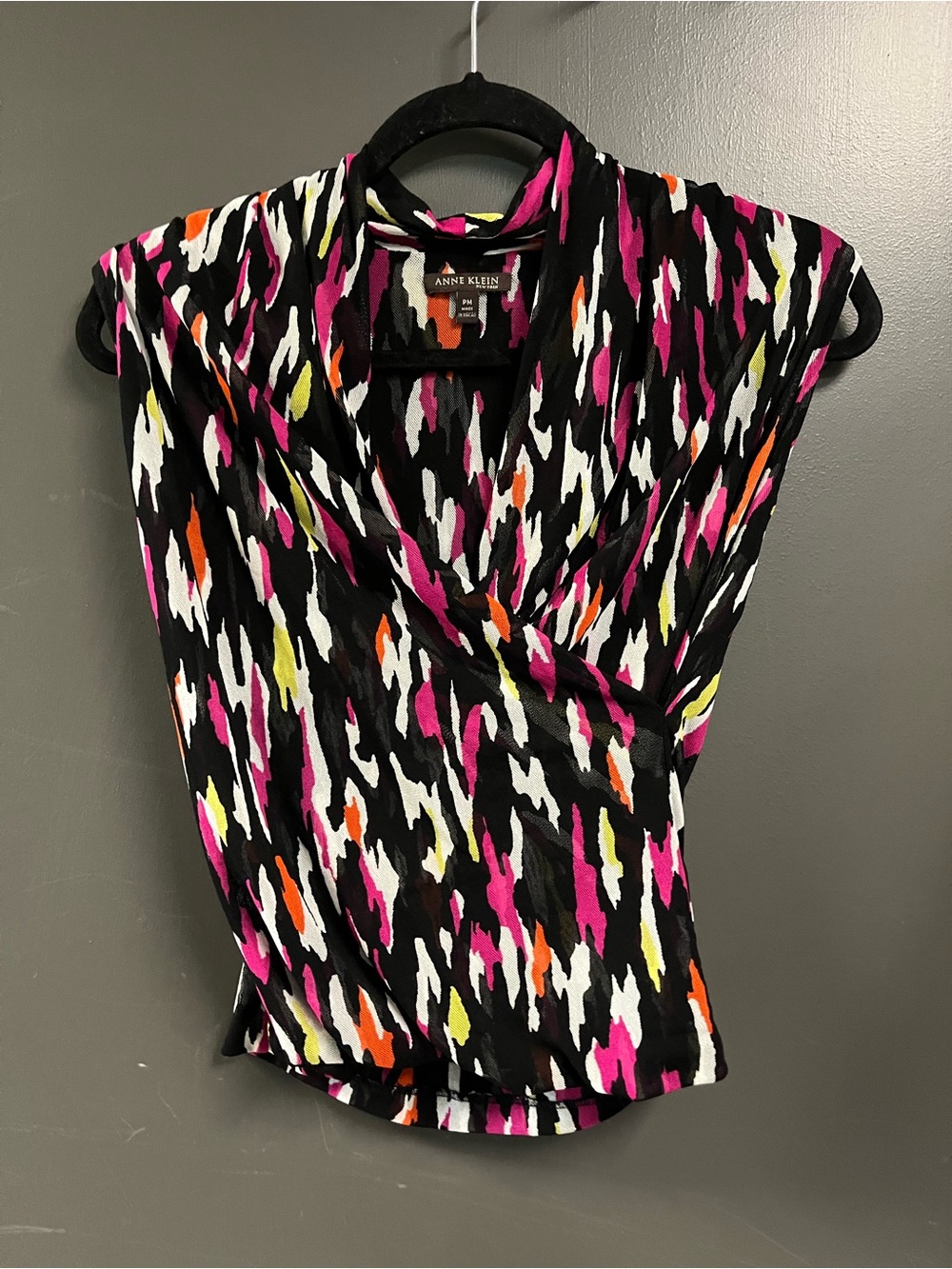 Anne Klein Black Multicolor Floral-Print Draped V-Neck Sleeveless Blouse
